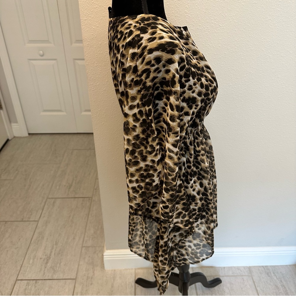 Cheetah Cover Up - Picture 4 of 7
